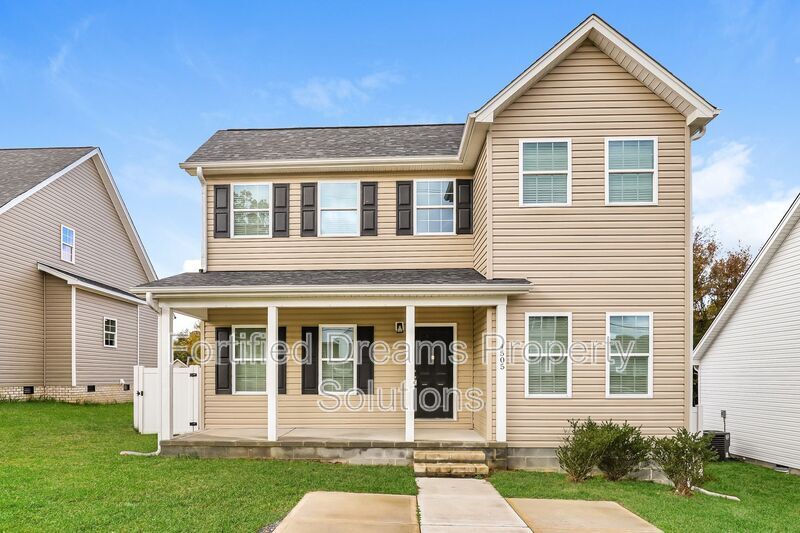 4505 Holland Rd in Greensboro, NC - Building Photo