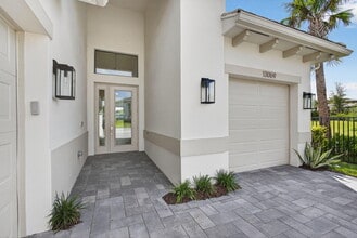13069 Feathering Wy in Palm Beach Gardens, FL - Building Photo - Building Photo