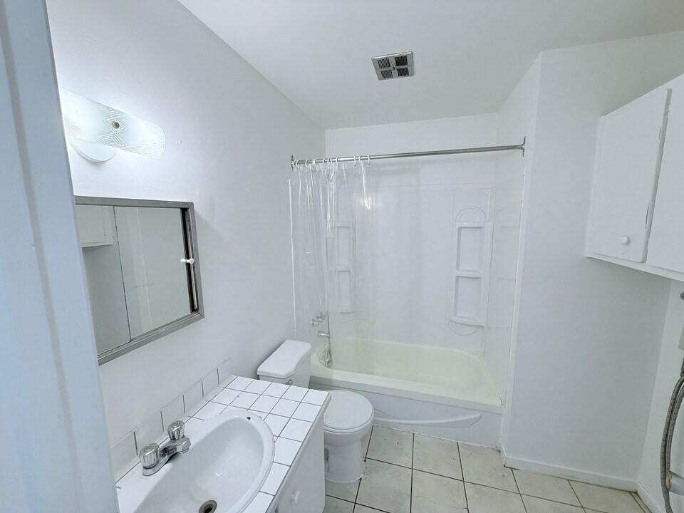 114 Rue des Textiles in Cowansville, QC - Building Photo