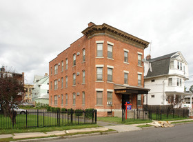 117 Heath St Apartments