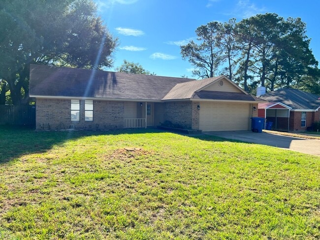 411 Hickory Rd in Bullard, TX - Building Photo - Building Photo