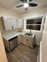 256-258 Gibson St, Unit 258 in Lowell, MA - Building Photo - Building Photo