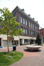 230 North Condominiums in Kalamazoo, MI - Building Photo - Building Photo