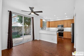 2930 Hogan Pl in Tustin, CA - Building Photo - Building Photo