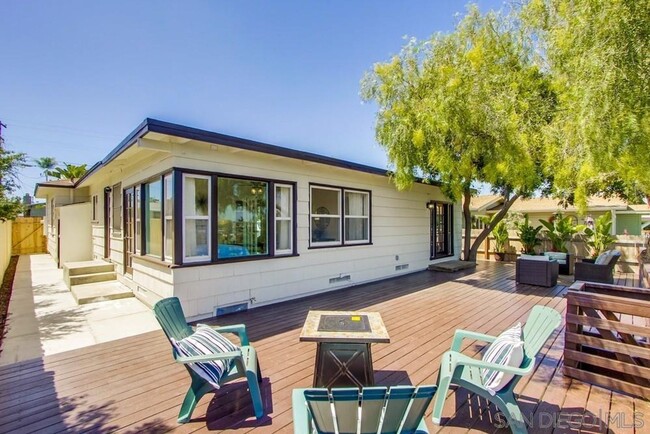 5163 Benton Pl in San Diego, CA - Building Photo - Building Photo