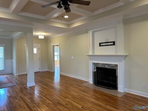 211 Black Oak Dr NE in Huntsville, AL - Building Photo - Building Photo