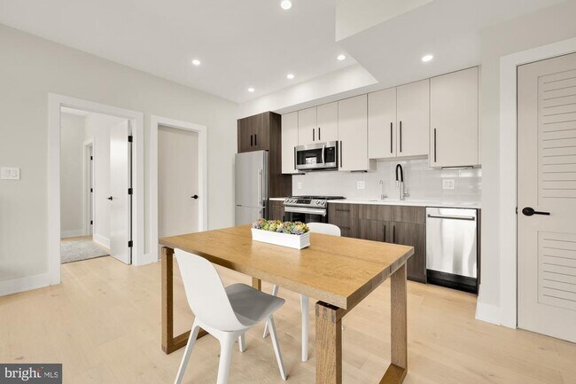 3933 14th St NW in Washington, DC - Building Photo - Building Photo