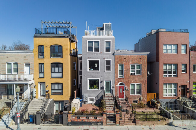 2807 Sherman Ave NW in Washington, DC - Building Photo - Building Photo