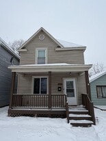 1713 Banks Ave in Superior, WI - Building Photo