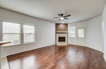 14543 Bergenia Dr in Cypress, TX - Building Photo - Building Photo