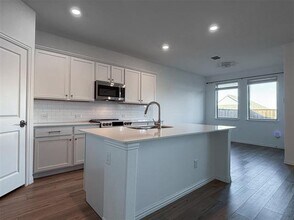 9729 Wild Pr Wy in Crowley, TX - Building Photo - Building Photo