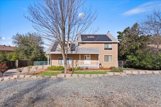 property at 2717 Knollwood Dr