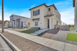 4529 Mark Avizo in El Paso, TX - Building Photo