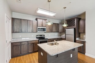 Ashton Reserve at NorthLake in Charlotte, NC - Building Photo - Building Photo