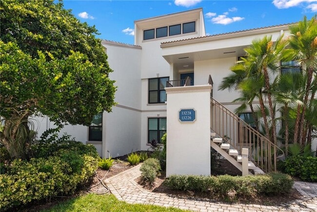 13226 Harbour Ridge Blvd in Palm City, FL - Building Photo - Building Photo