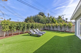 2348 Colgate Dr in Costa Mesa, CA - Building Photo - Building Photo
