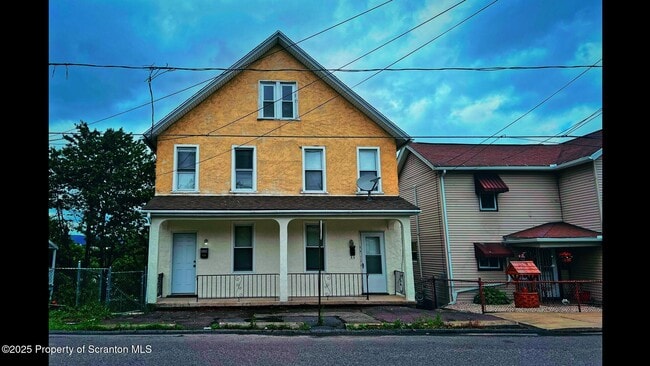 property at 808 1/2 Eynon St