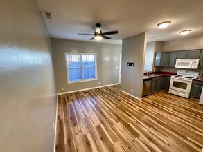 518 N 5th St, Unit Apartment A in Lafayette, IN - Building Photo - Building Photo