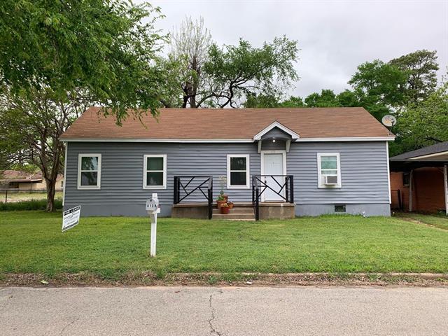 property at 613 W Murray St
