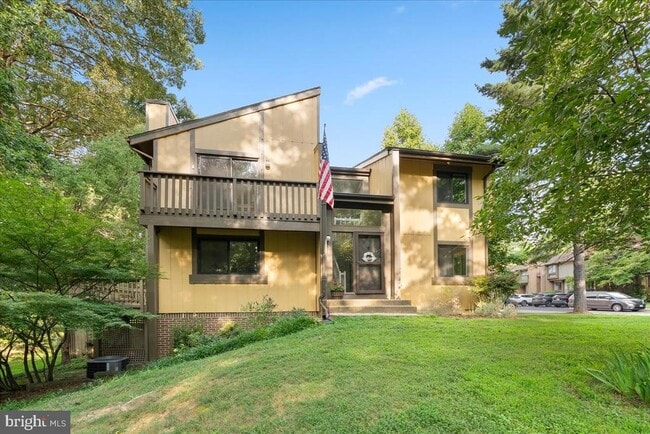 2224 Glencourse Ln in Reston, VA - Building Photo - Building Photo