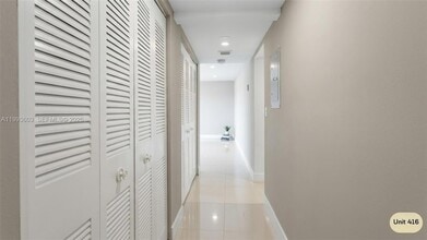 750 NW 43rd Ave, Unit 416 in Miami, FL - Building Photo - Building Photo
