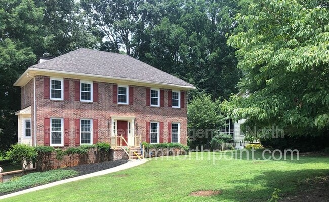 property at 1565 Maple Ridge Dr
