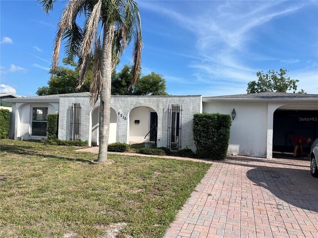 4216 Hillsdale Dr in New Port Richey, FL - Building Photo - Building Photo