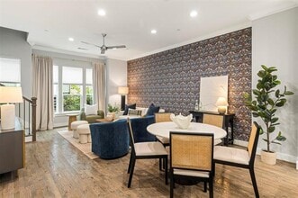 4906 Live Oak St in Dallas, TX - Building Photo - Building Photo