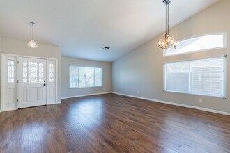 851 N Santa Anna St in Chandler, AZ - Building Photo - Building Photo