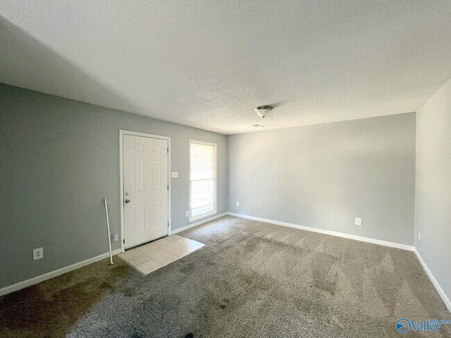 1507 Halston Cir NW in Huntsville, AL - Building Photo - Building Photo