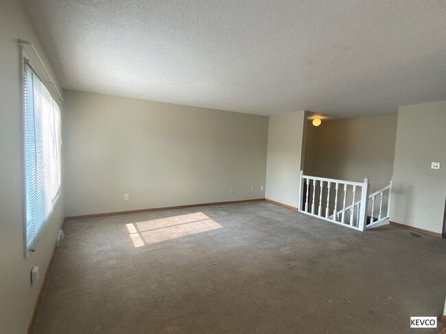 900 Timber Ln in Fort Collins, CO - Building Photo - Building Photo