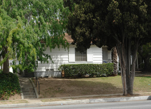 1135-1173 E Washington Blvd in Pasadena, CA - Building Photo - Building Photo