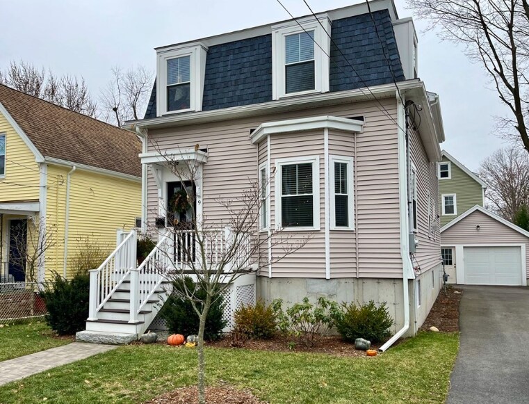9 Sherman St in Medford, MA - Foto de edificio