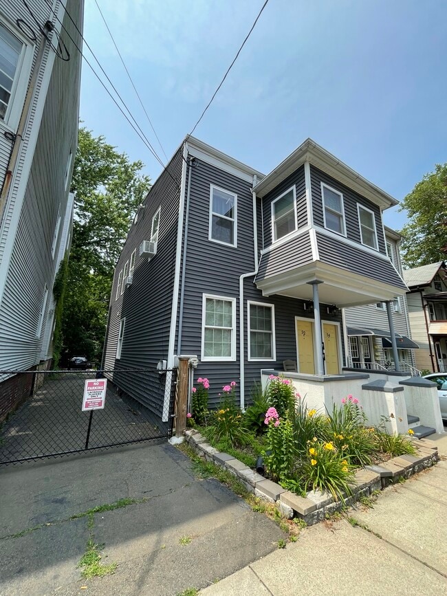 52 Nash St, Unit 2nd Floor