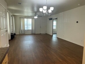 937 E Maddox Ave in Fort Worth, TX - Building Photo - Building Photo