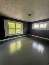 40 Pointview Ave, Unit 40 pointview in Dayton, OH - Foto de edificio - Building Photo