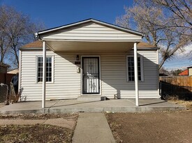 845 Perry St in Denver, CO - Building Photo