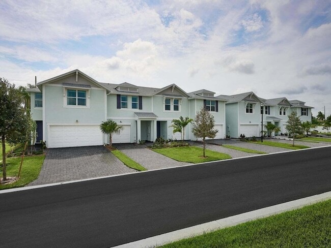 property at 423 Salisbury Cir