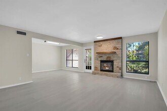 11512 Tin Cup Dr in Austin, TX - Building Photo - Building Photo