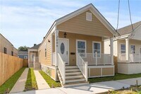 2006 St Ferdinand St