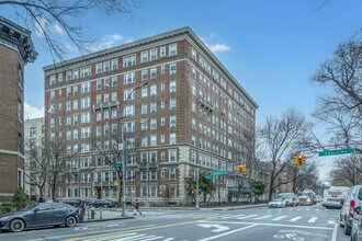416 Ocean Ave in Brooklyn, NY - Building Photo - Building Photo