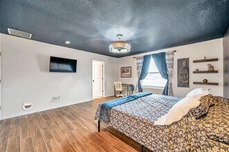 3737 Copperspring Blvd in New Port Richey, FL - Foto de edificio - Building Photo