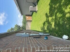 3711 Lazy Diamond in Selma, TX - Building Photo - Building Photo