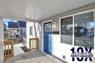 2453 McGuffey Rd in Columbus, OH - Building Photo - Building Photo