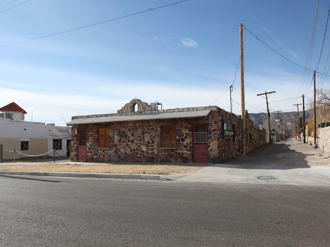 2605 Sparkman St in El Paso, TX - Building Photo - Building Photo