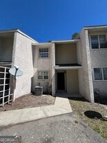 126 Inlet Reach Cir in St. Marys, GA - Building Photo