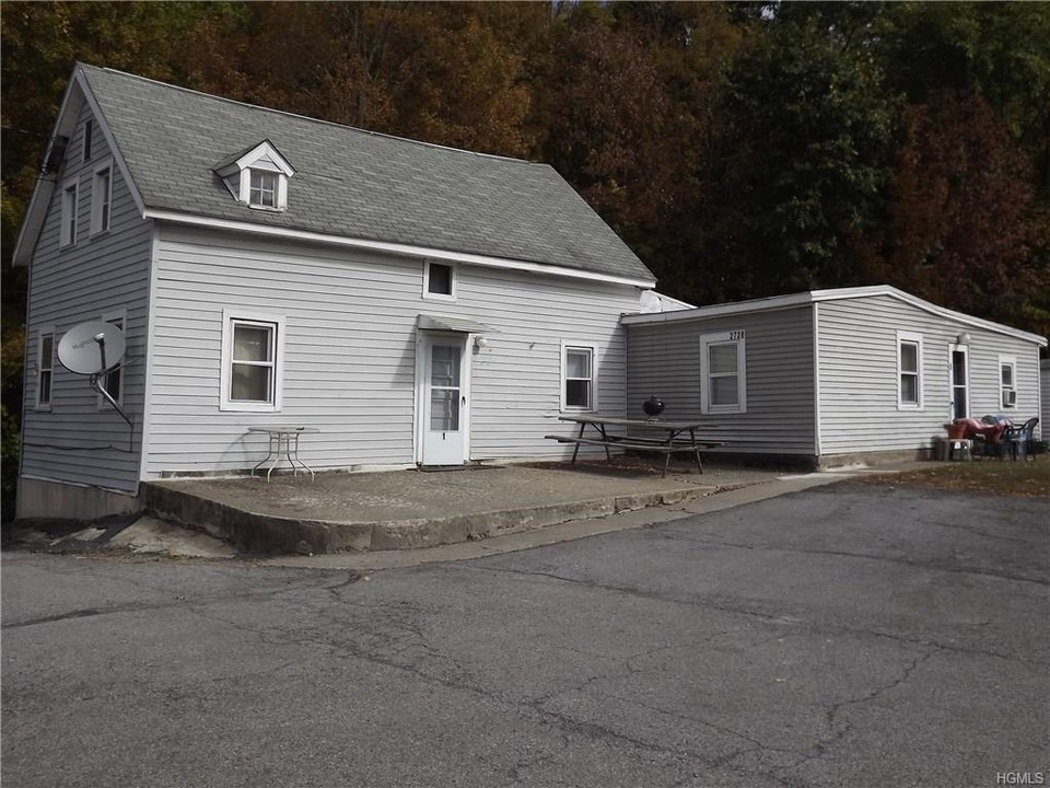 2726 State Route 208 in Walden, NY - Building Photo