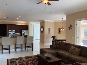 7793 Arbor Crest Way in West Palm Beach, FL - Foto de edificio - Building Photo