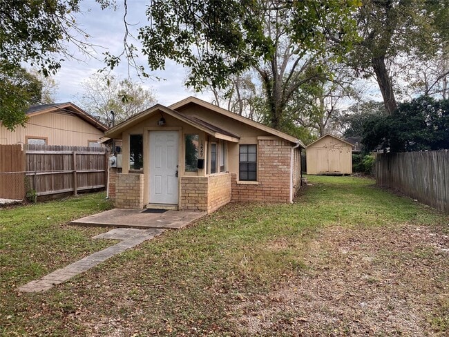 property at 1229 E Kyle Rd