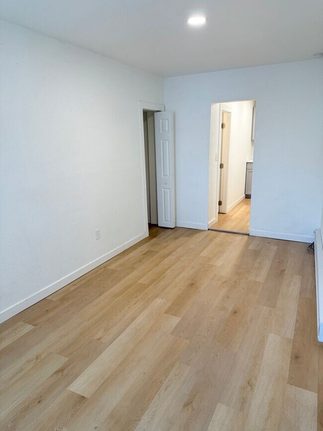 2422 W Vermijo Ave in Colorado Springs, CO - Building Photo - Building Photo